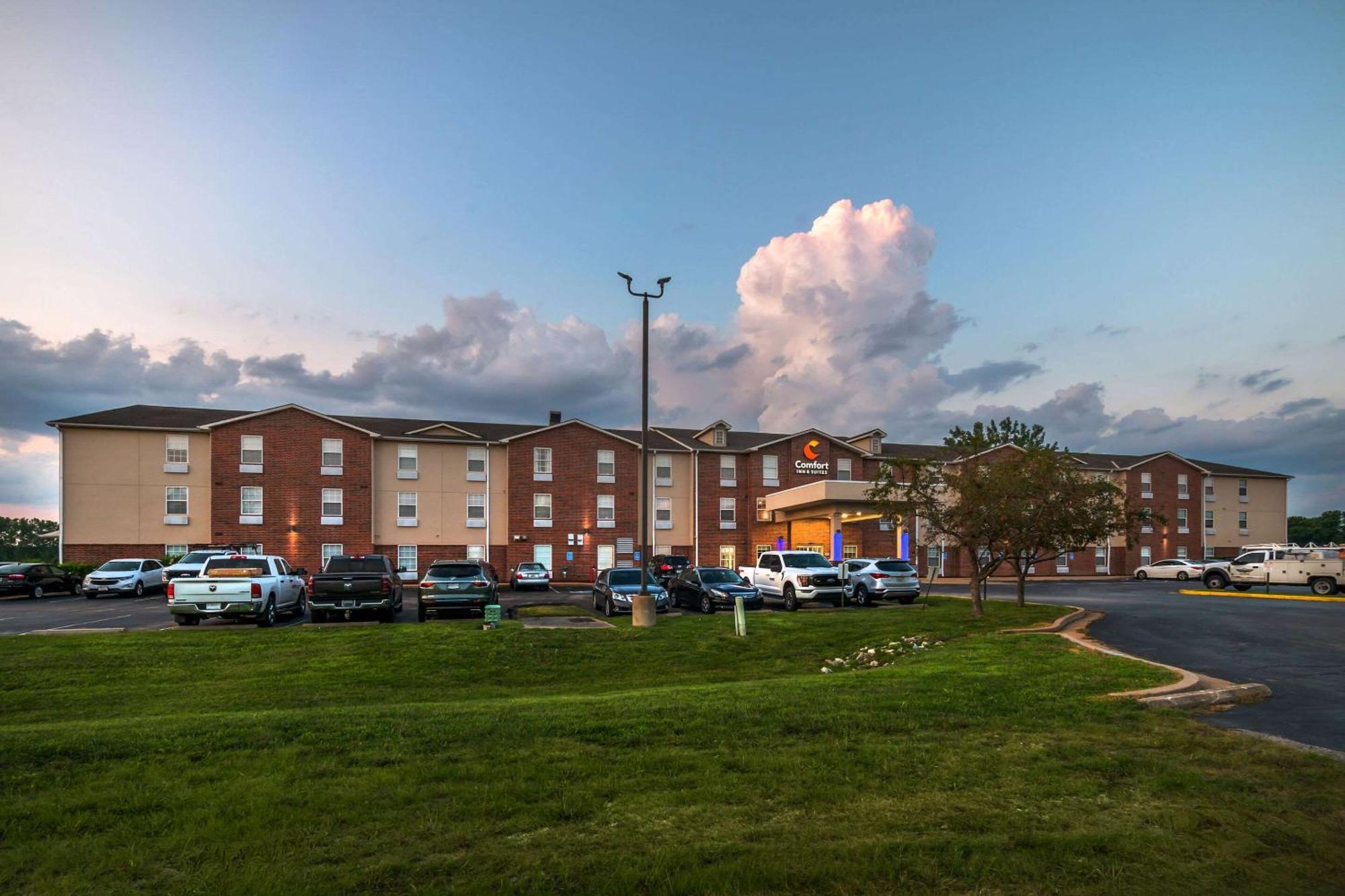 Comfort Inn & Suites St Louis - Chesterfield Zewnętrze zdjęcie